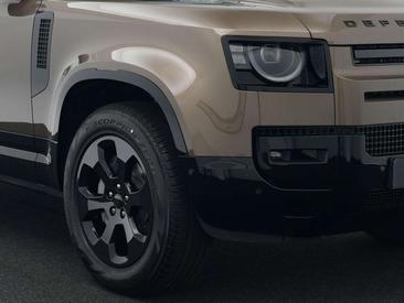Land Rover Defender 130 D300 MHEV — photo 10