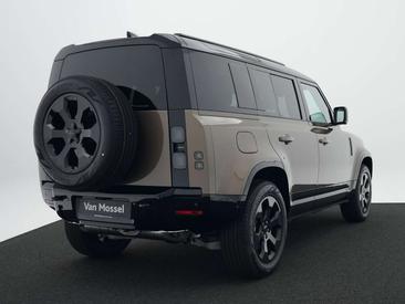 Land Rover Defender 130 D300 MHEV — photo 11
