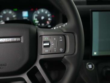 Land Rover Defender 130 D300 MHEV — photo 13
