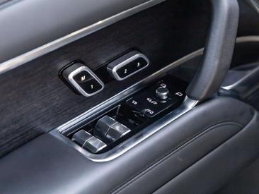 Land Rover Range Rover D350 — photo 10