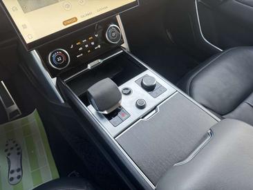 Land Rover Range Rover D350 — photo 14