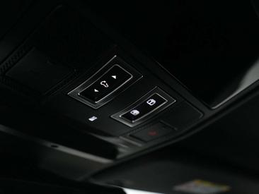 Land Rover Defender 130 D300 MHEV — photo 16
