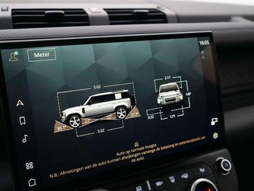 Land Rover Defender 130 D300 MHEV — photo 23