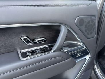 Land Rover Range Rover D350 — photo 22