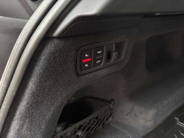 Lamborghini Urus S — photo 31