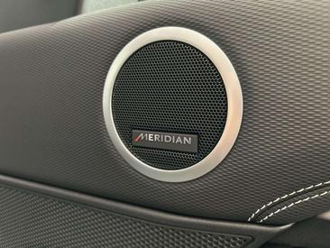 Land Rover Discovery D350 Dynamic SE 257 KW (Diesel) — photo 19