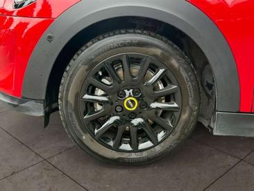 Mini 3 Portes Berline Cooper SE — photo 14