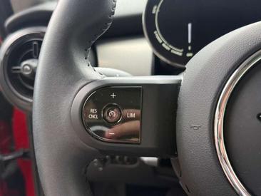 Mini 3 Portes Berline Cooper SE — photo 20