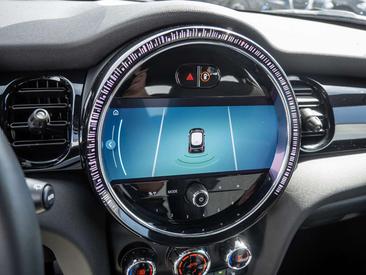 Mini 3 Portes Berline Cooper C — photo 12