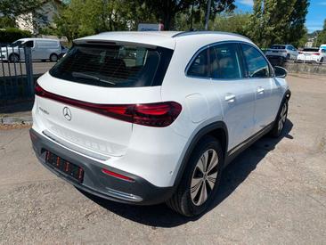 Mercedes EQA 250 — photo 4