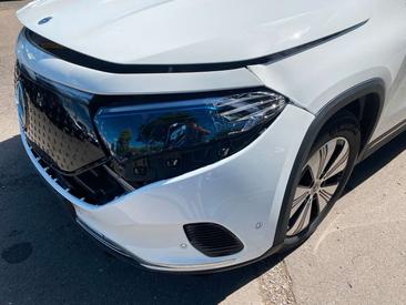 Mercedes EQA 250 — photo 10