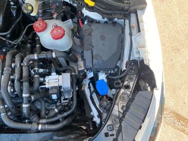 Mercedes EQA 250 — photo 18
