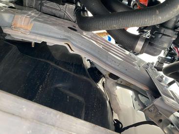 Mercedes EQA 250 — photo 28