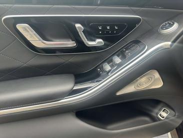 Mercedes Classe S Berline 580 E — photo 12