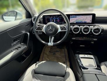 Mercedes Classe A Berline 200 D — photo 14