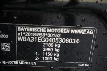 BMW X1 SDrive20d — photo 13