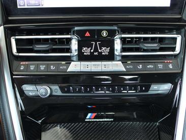 BMW M8 Competition — photo 16