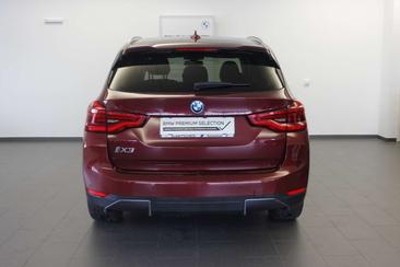 BMW iX3 — photo 4