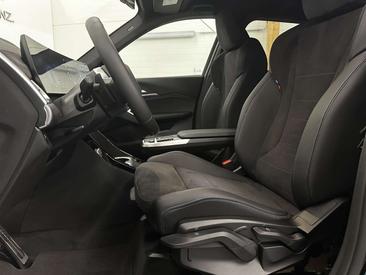 BMW X1 SDrive20d — photo 11