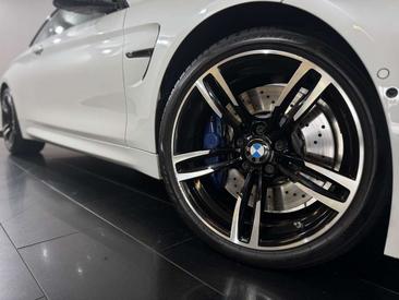BMW M4 Competition — photo 5