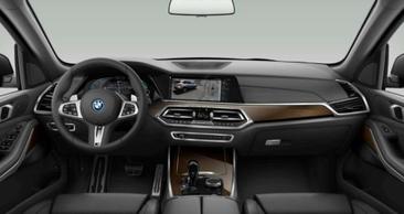 BMW X5 XDrive45e — photo 2