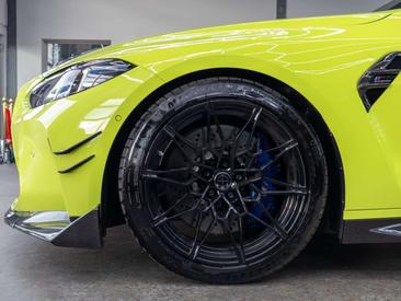 BMW M4 Competition XDrive — photo 26