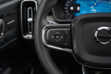 Volvo EX40 Single Motor Extended Range — photo 19