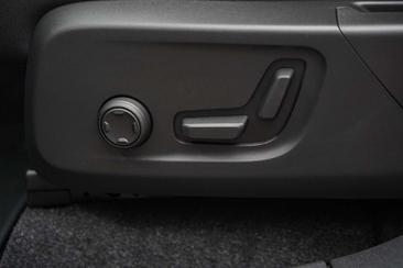 Volvo EX40 Single Motor Extended Range — photo 16
