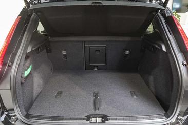 Volvo EX40 Single Motor Extended Range — photo 10