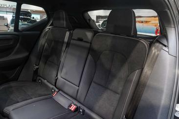 Volvo EX40 Single Motor Extended Range — photo 14
