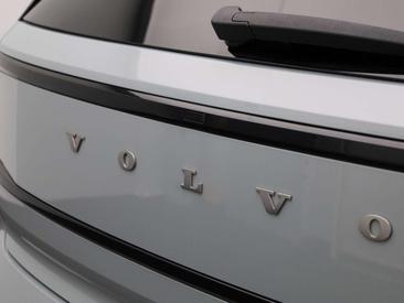 Volvo EX30 Single Motor Extended Range — photo 37