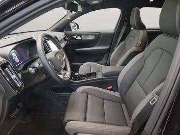 Volvo C40 Coupé SUV — photo 10