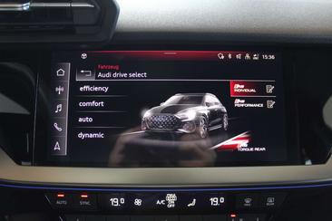 Audi RS3 Sportback — photo 18