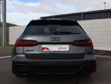 Audi RS6 avant Performance — photo 6