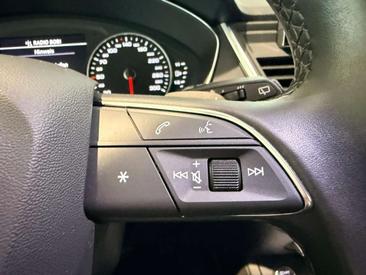 Audi Q5 35 TDI — photo 10