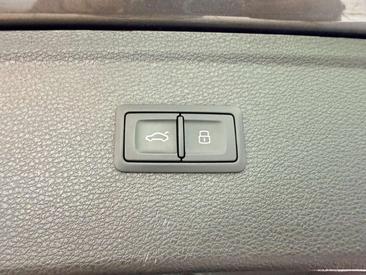 Audi Q5 35 TDI — photo 24