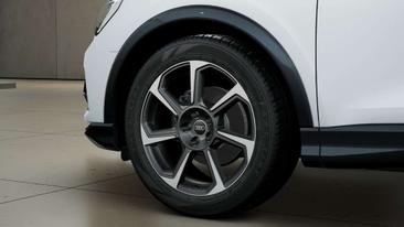 Audi Q3 35 TDI — photo 8