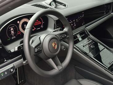 Porsche Panamera 4S E-Hybrid — photo 7