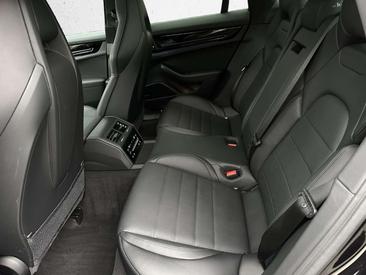 Porsche Panamera 4S E-Hybrid — photo 8