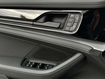 Porsche Panamera 4S E-Hybrid — photo 21