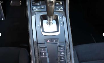 Porsche 718 Cayman GTS 4.0 — photo 13