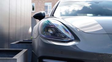 Porsche Panamera 4 E-Hybrid — photo 9