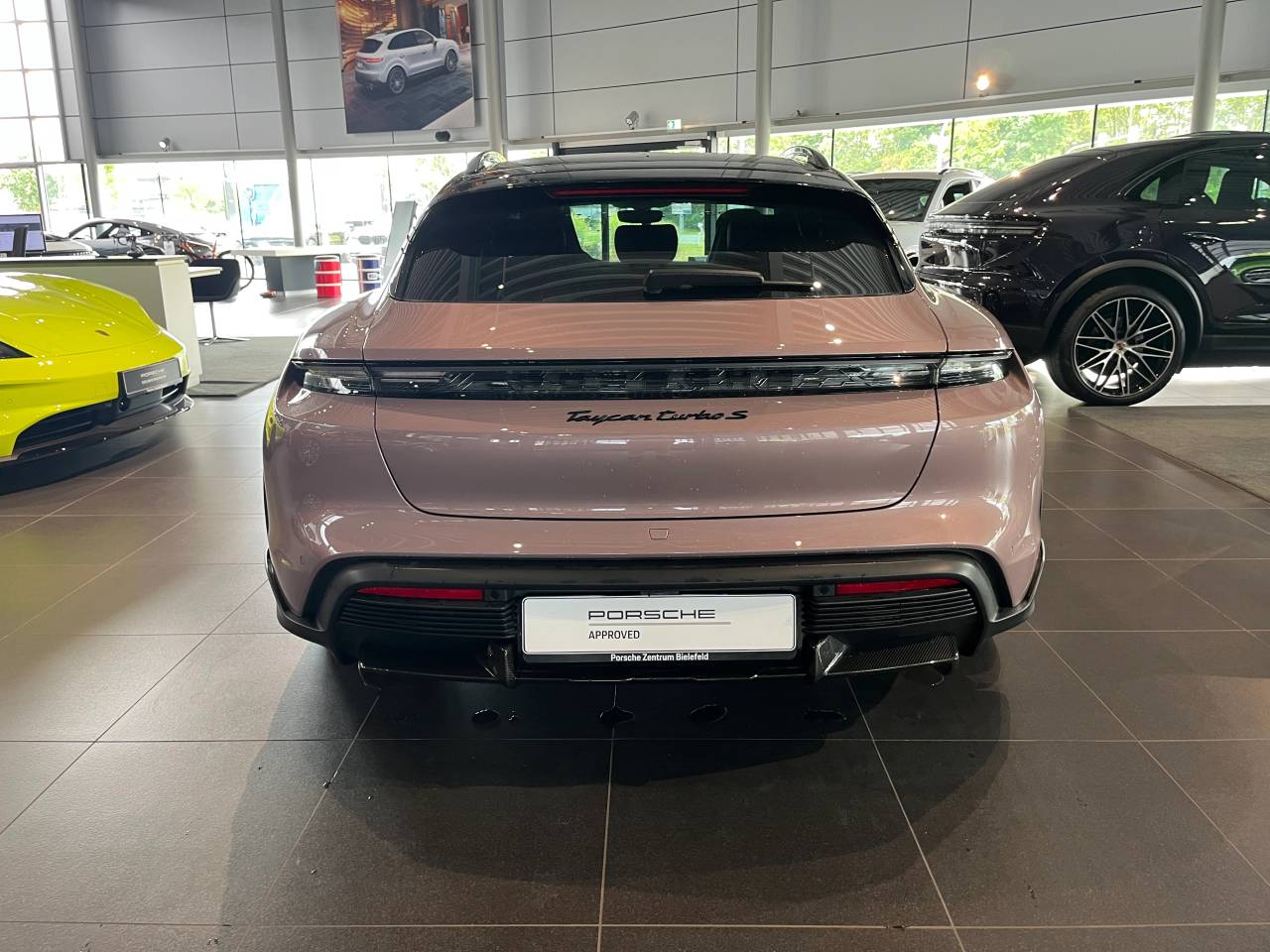 Porsche Taycan Turbo S Cross Turismo - 2023 - Joinsteer - #9