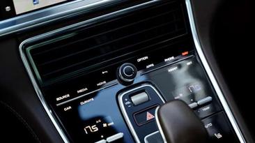 Porsche Panamera 4 E-Hybrid — photo 26