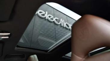 Porsche Panamera 4 E-Hybrid — photo 29