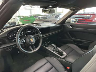 Porsche 911 Targa Targa 4 — photo 14