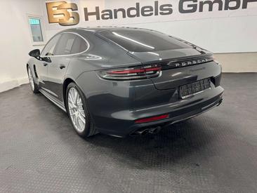 Porsche Panamera 4S — photo 6