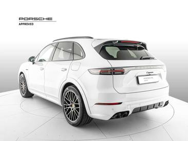 Porsche Cayenne III E-Hybrid — photo 3