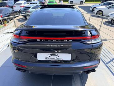 Porsche Panamera — photo 7