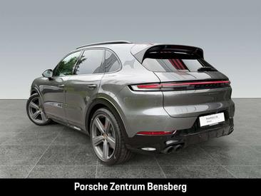 Porsche Cayenne III GTS — photo 3